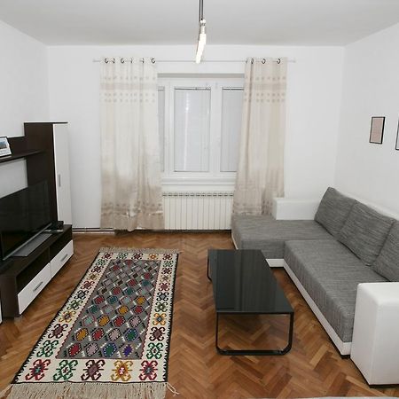 Downtown 3 Bedroom Apartment Σαράγεβο Εξωτερικό φωτογραφία