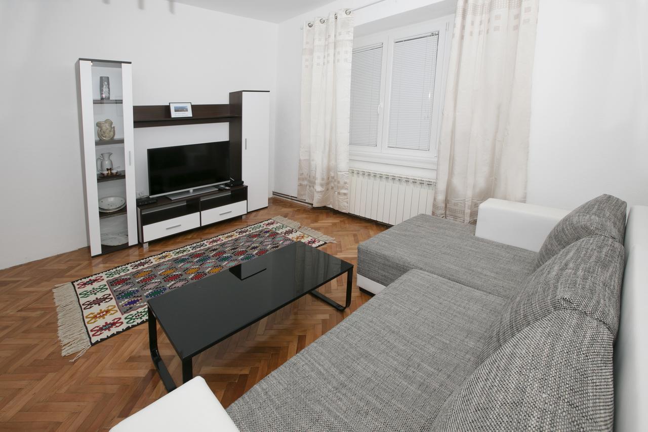 Downtown 3 Bedroom Apartment Σαράγεβο Εξωτερικό φωτογραφία