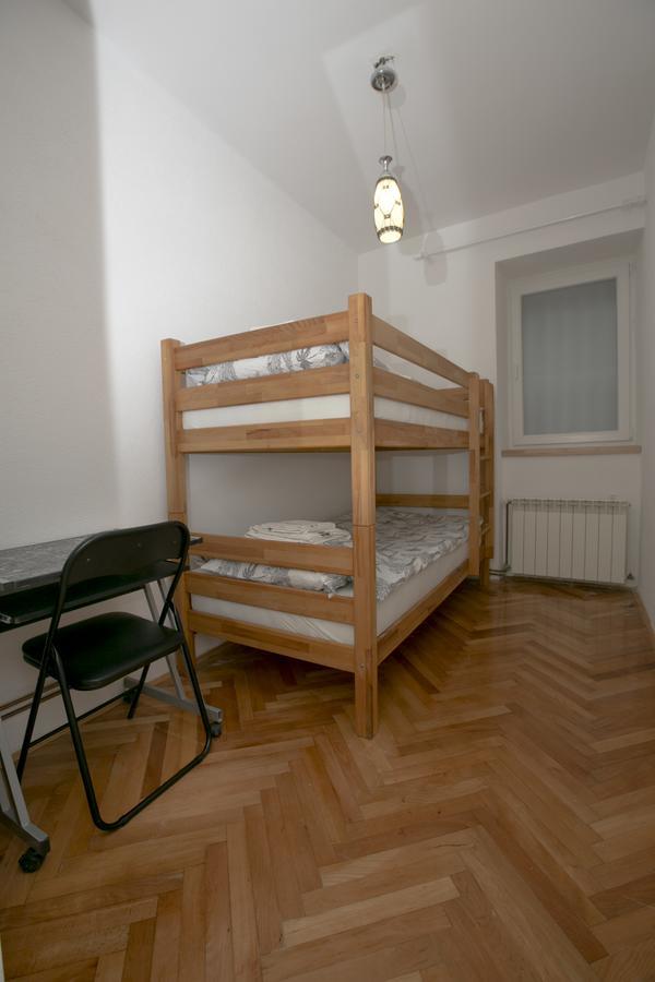 Downtown 3 Bedroom Apartment Σαράγεβο Εξωτερικό φωτογραφία