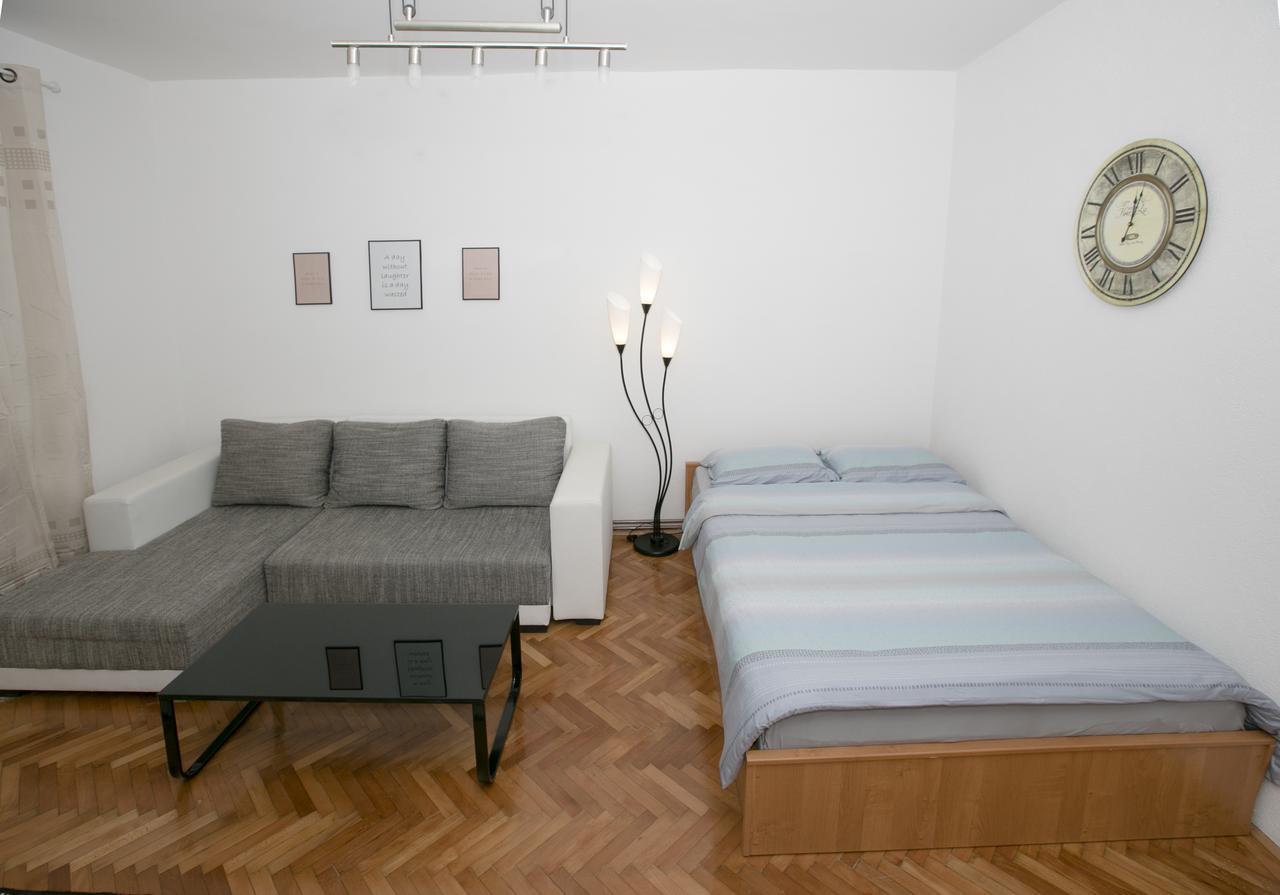Downtown 3 Bedroom Apartment Σαράγεβο Εξωτερικό φωτογραφία