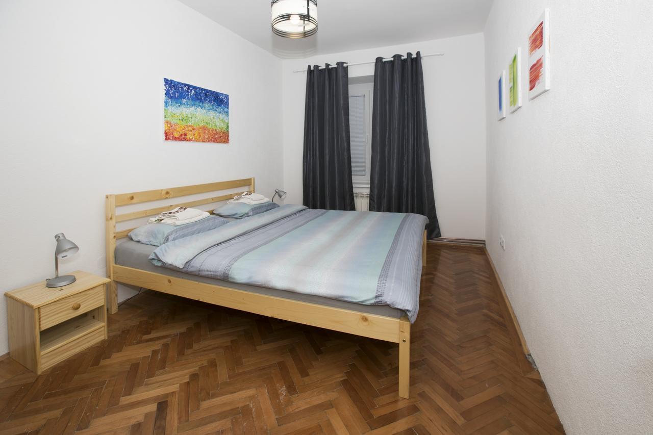 Downtown 3 Bedroom Apartment Σαράγεβο Εξωτερικό φωτογραφία